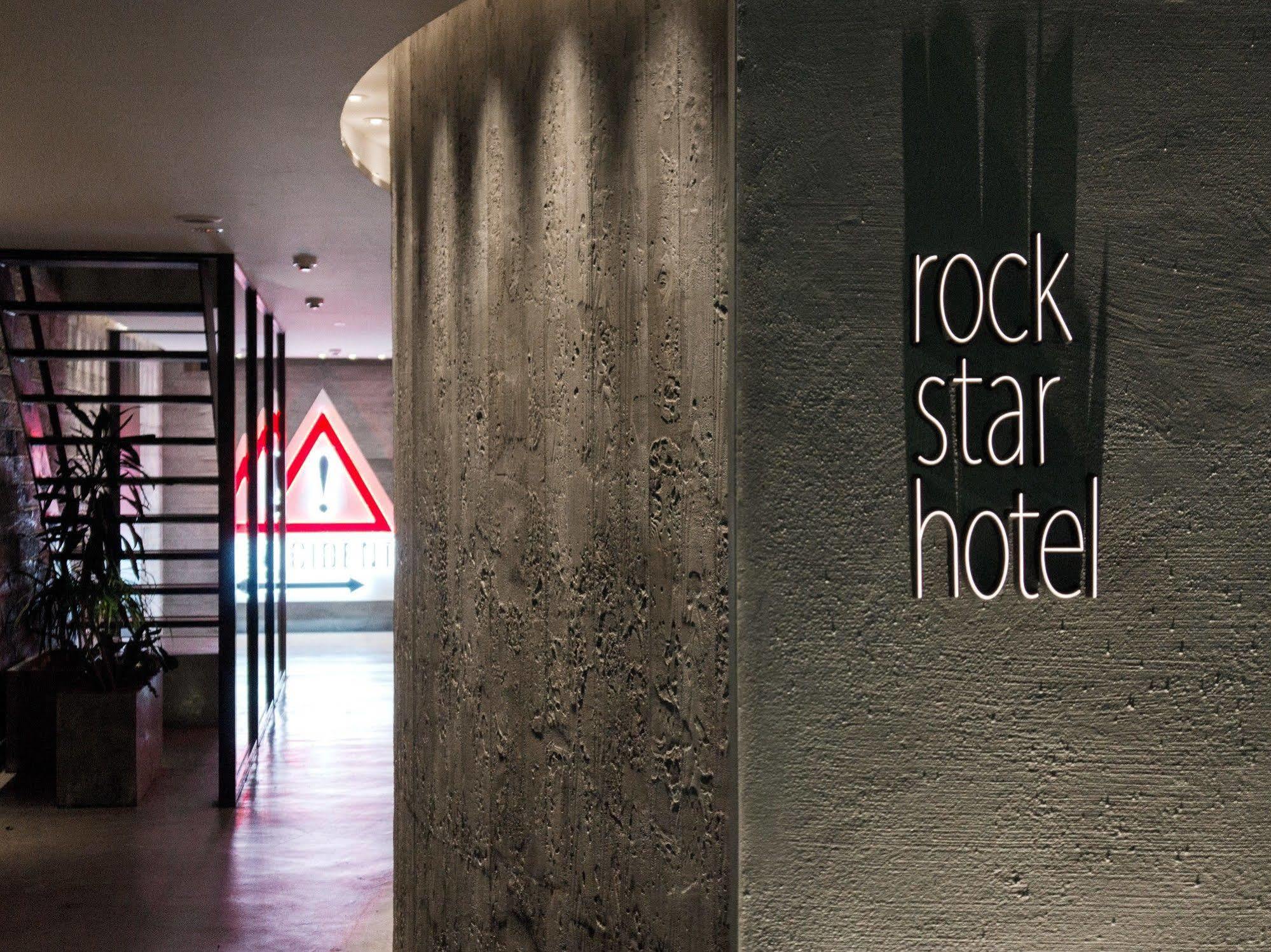 Rock Star Hotel Οσάκα Εξωτερικό φωτογραφία